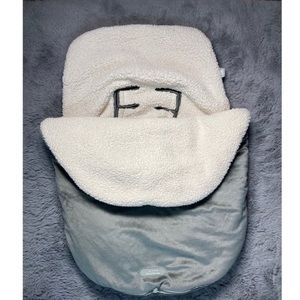 JJ Cole Infant Original Bundleme, Graphite. Almost new